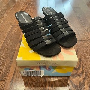 NIB {Easy Street} Strappy Sandals, 8.5W